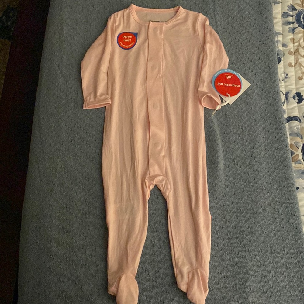 NWT Magnetic Me Footie
